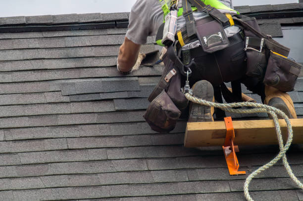 Best Emergency Roof Repair Services  in Whitg, IN